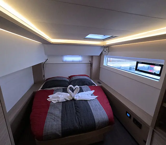 Lagoon 46  - [Internal image]