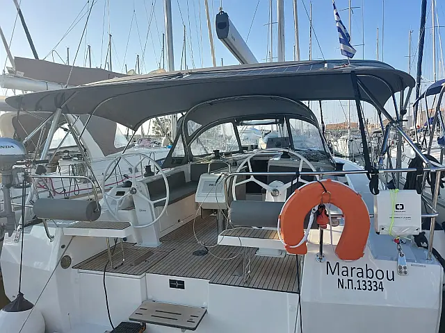 Bavaria C42 - [External image]