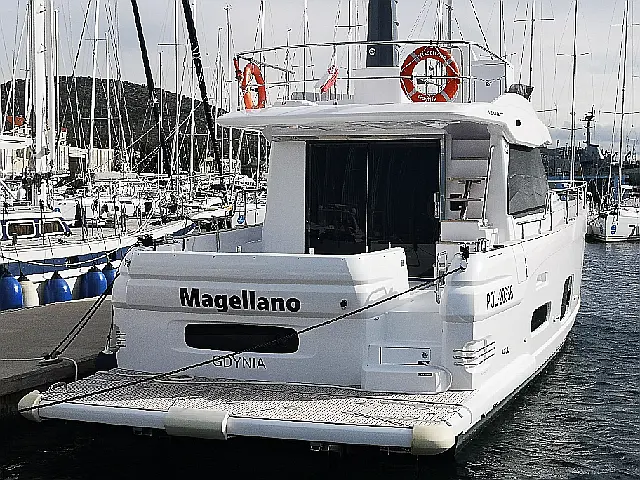 Azimut Magellano 53 - [External image]