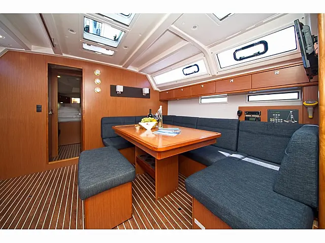 Bavaria 46 CN - [Internal image]