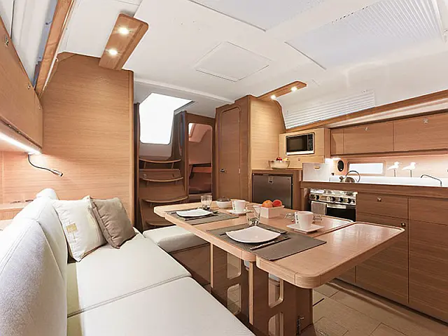 Dufour 382 - [Internal image]
