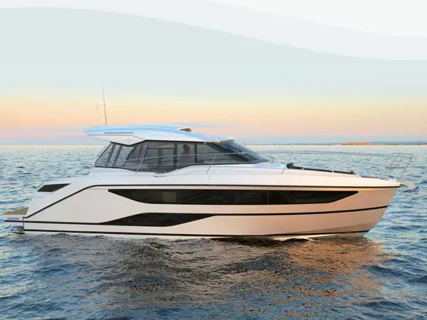 Motoryacht: Bavaria SR36 